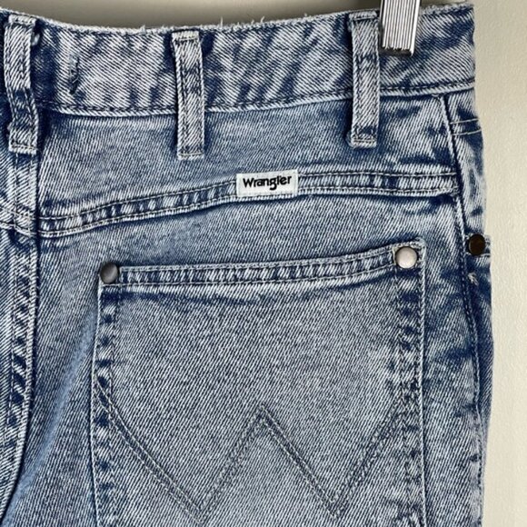 Wrangler retro light acid wash high rise ankle raw hem jeans size 26 - Picture 12 of 13